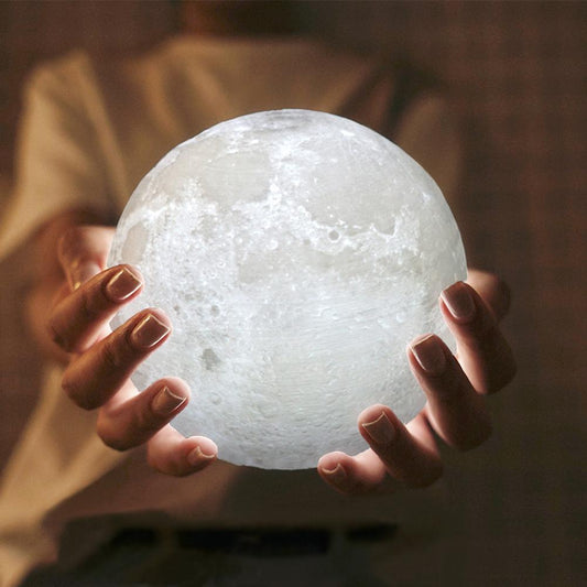 Luna Tranquil Moon Lamp