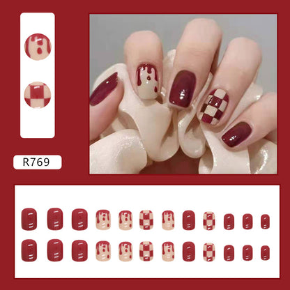 Spring And Summer New Product Simple French Retro Small Fresh Manicure Wearable Nail Patches Wholesale Ladies Only 24 Pieces